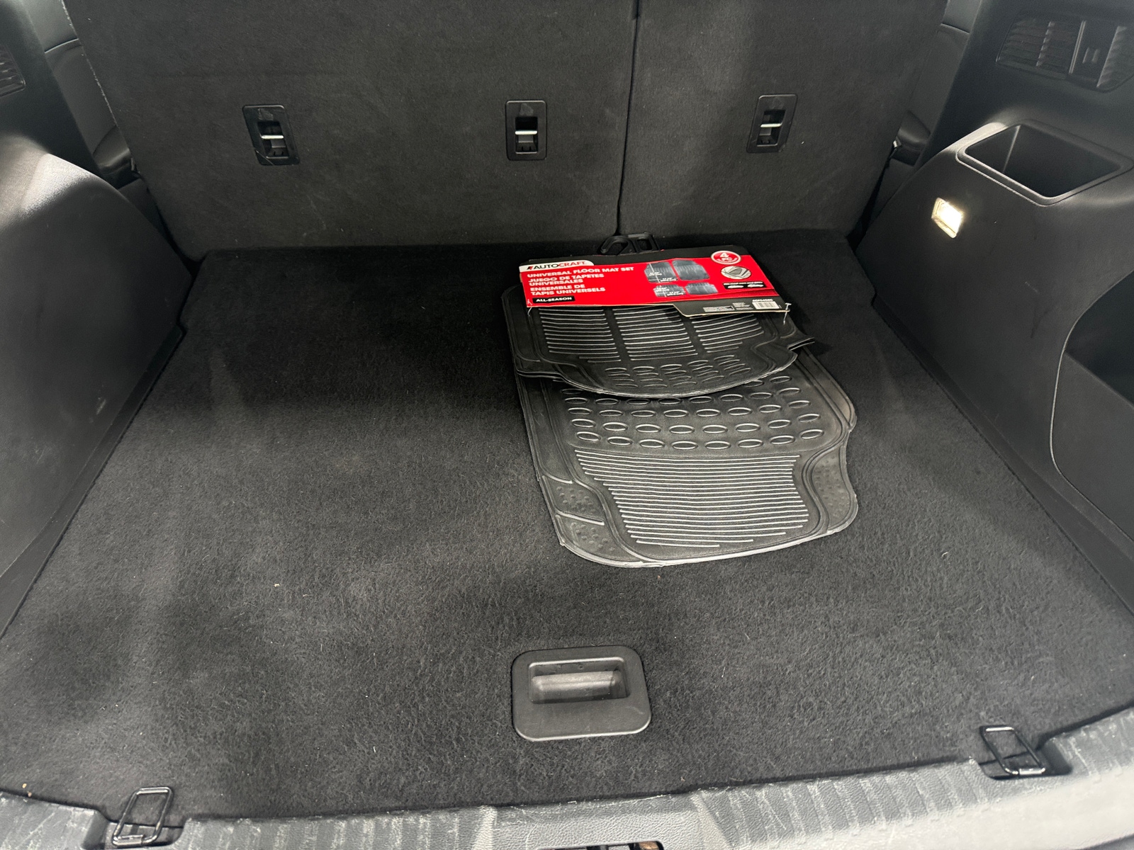 Thumbnail: 2018 Ford Edge - 7