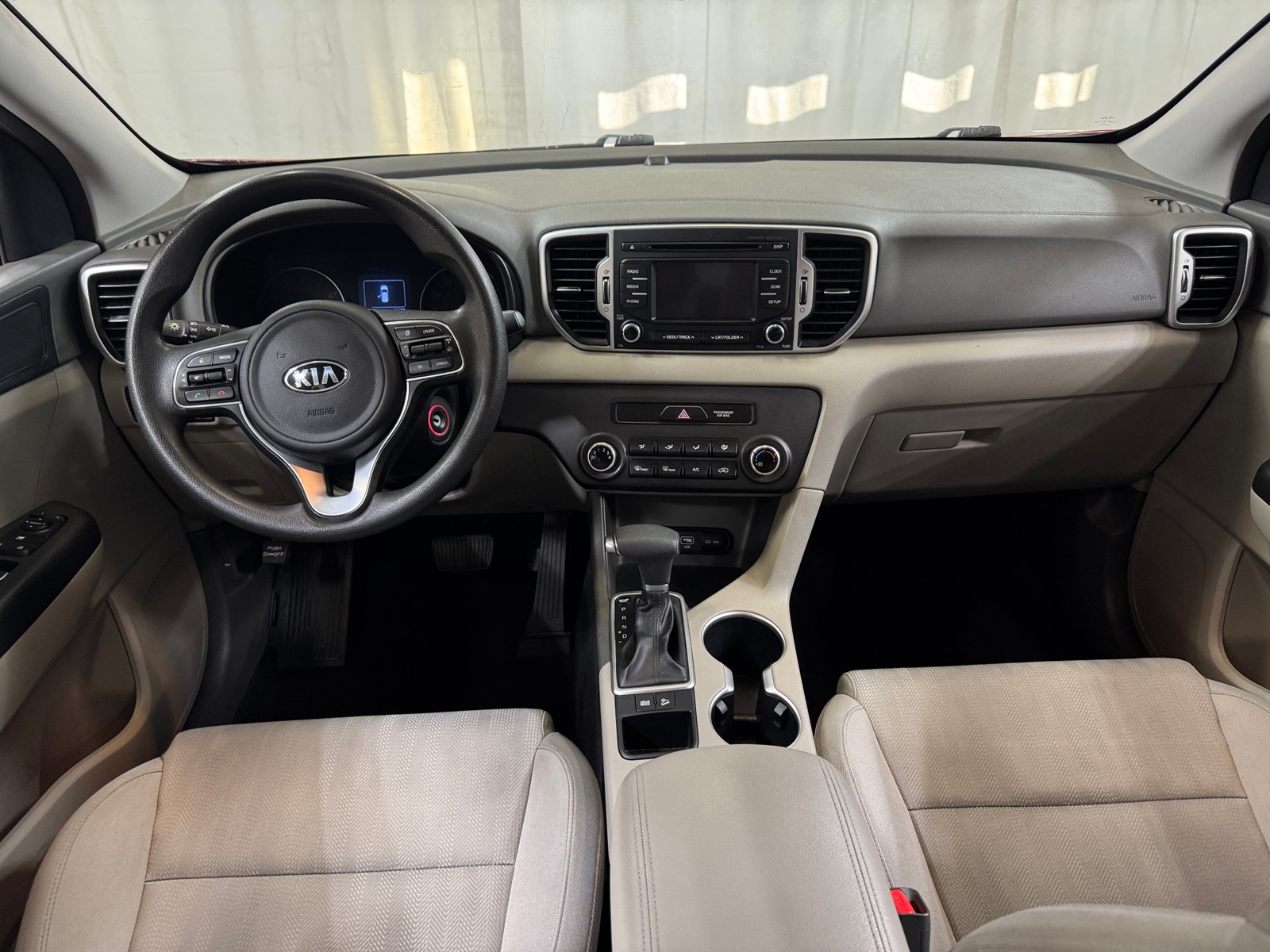 Thumbnail: 2019 Kia Sportage - 3