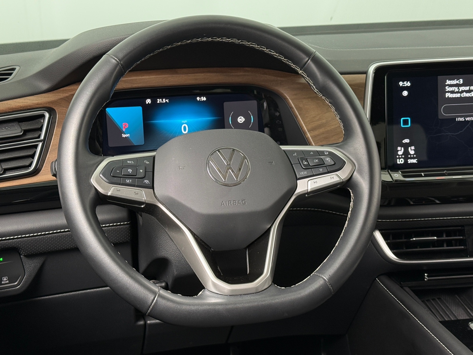 Thumbnail: 2025 Volkswagen Atlas - 4