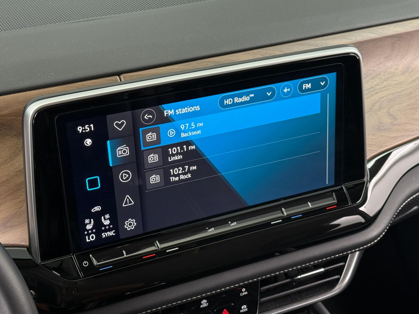 Thumbnail: 2025 Volkswagen Atlas - 3