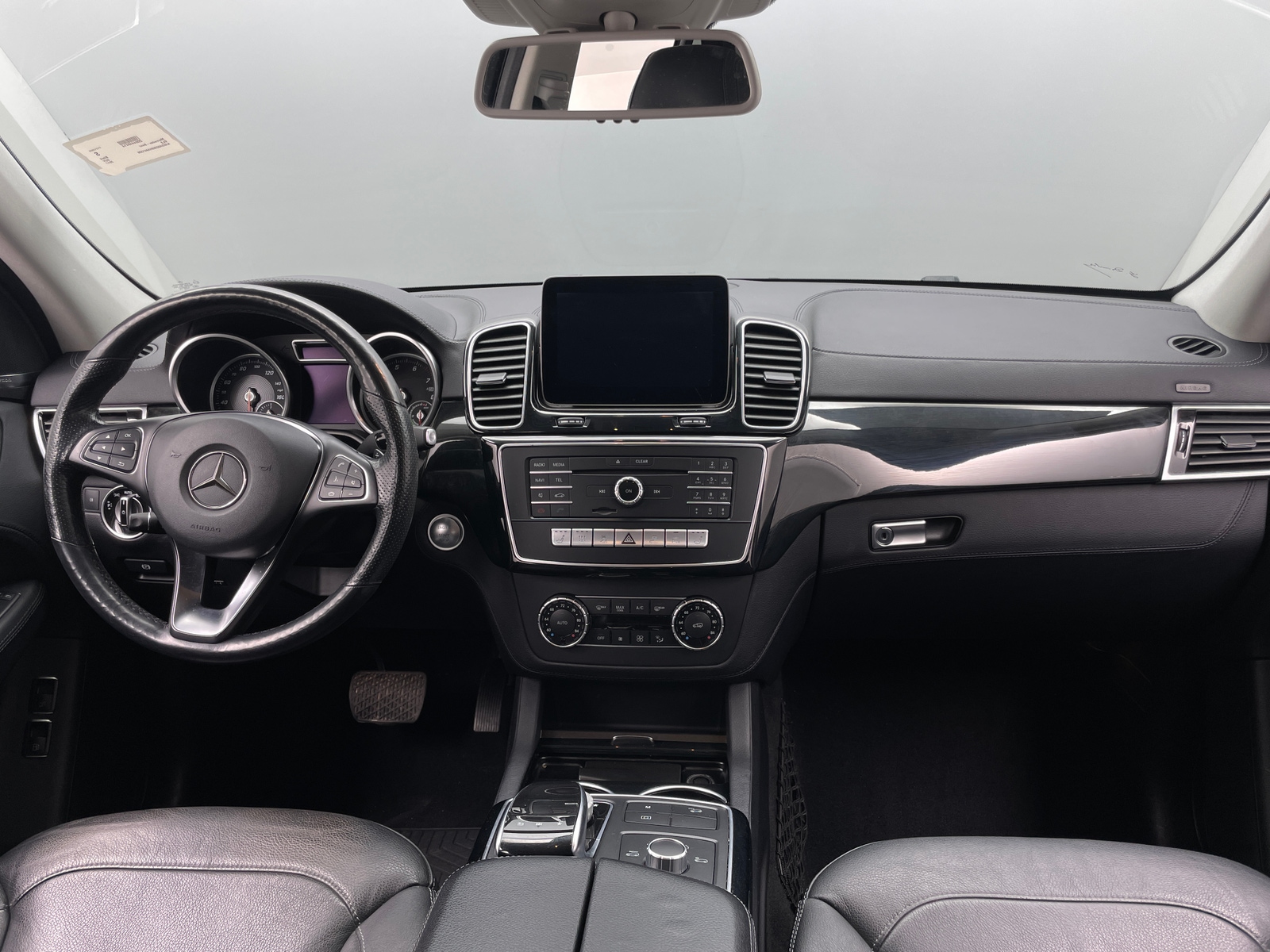 Thumbnail: 2017 Mercedes-Benz GLE - 2