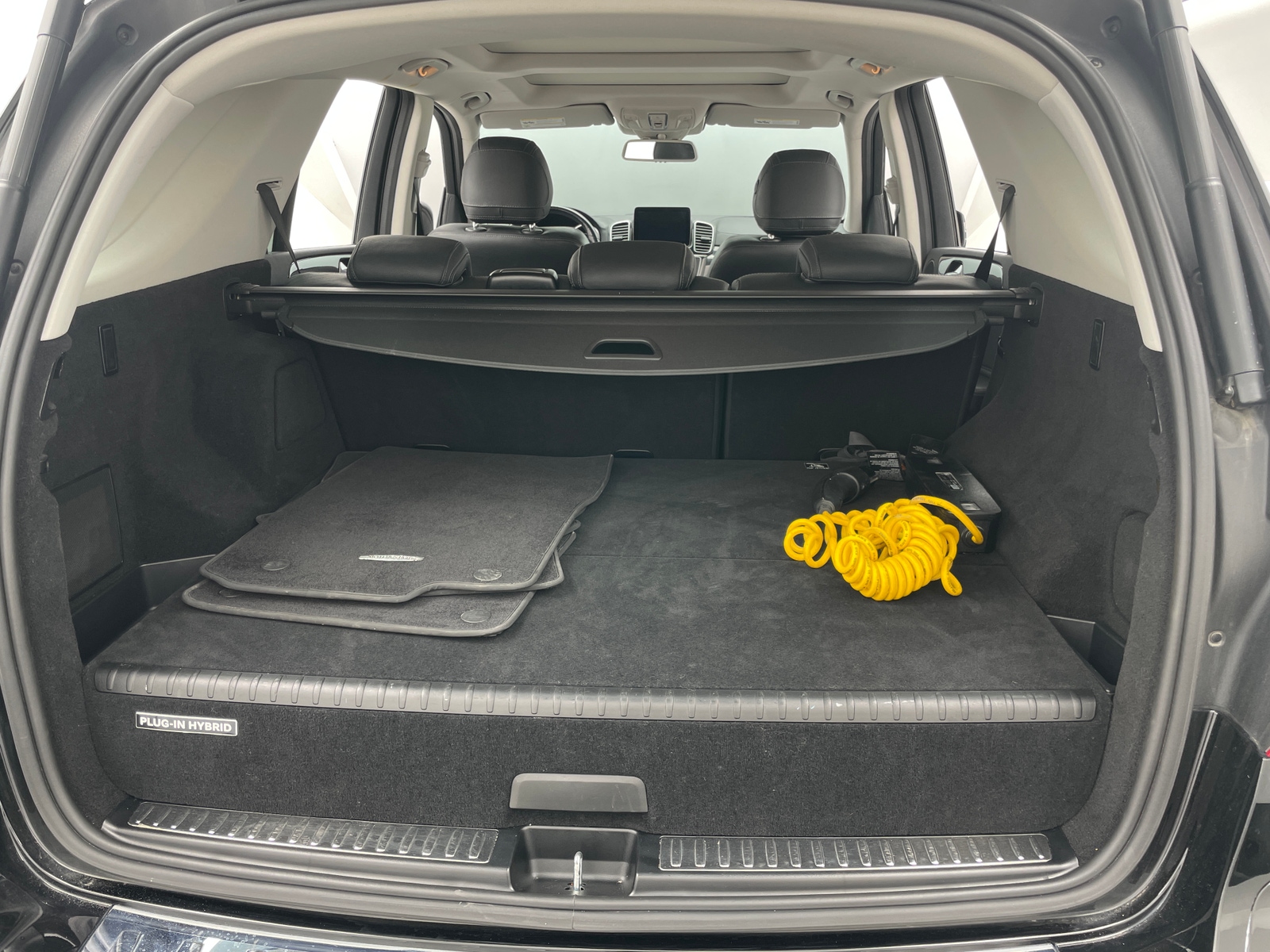 Thumbnail: 2017 Mercedes-Benz GLE - 6