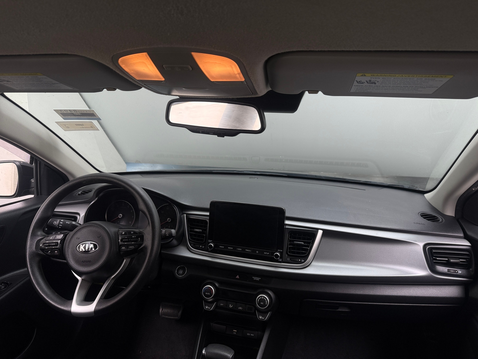 Thumbnail: 2021 Kia Rio - 3