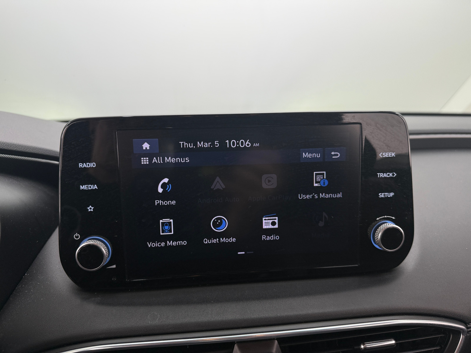 Thumbnail: 2022 Hyundai Santa Fe - 4