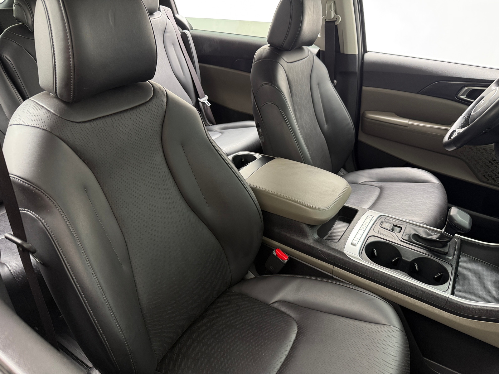 Thumbnail: 2025 Kia Carnival - 2