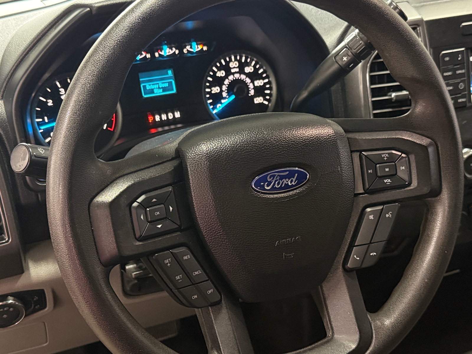 Thumbnail: 2017 Ford Econoline - 5