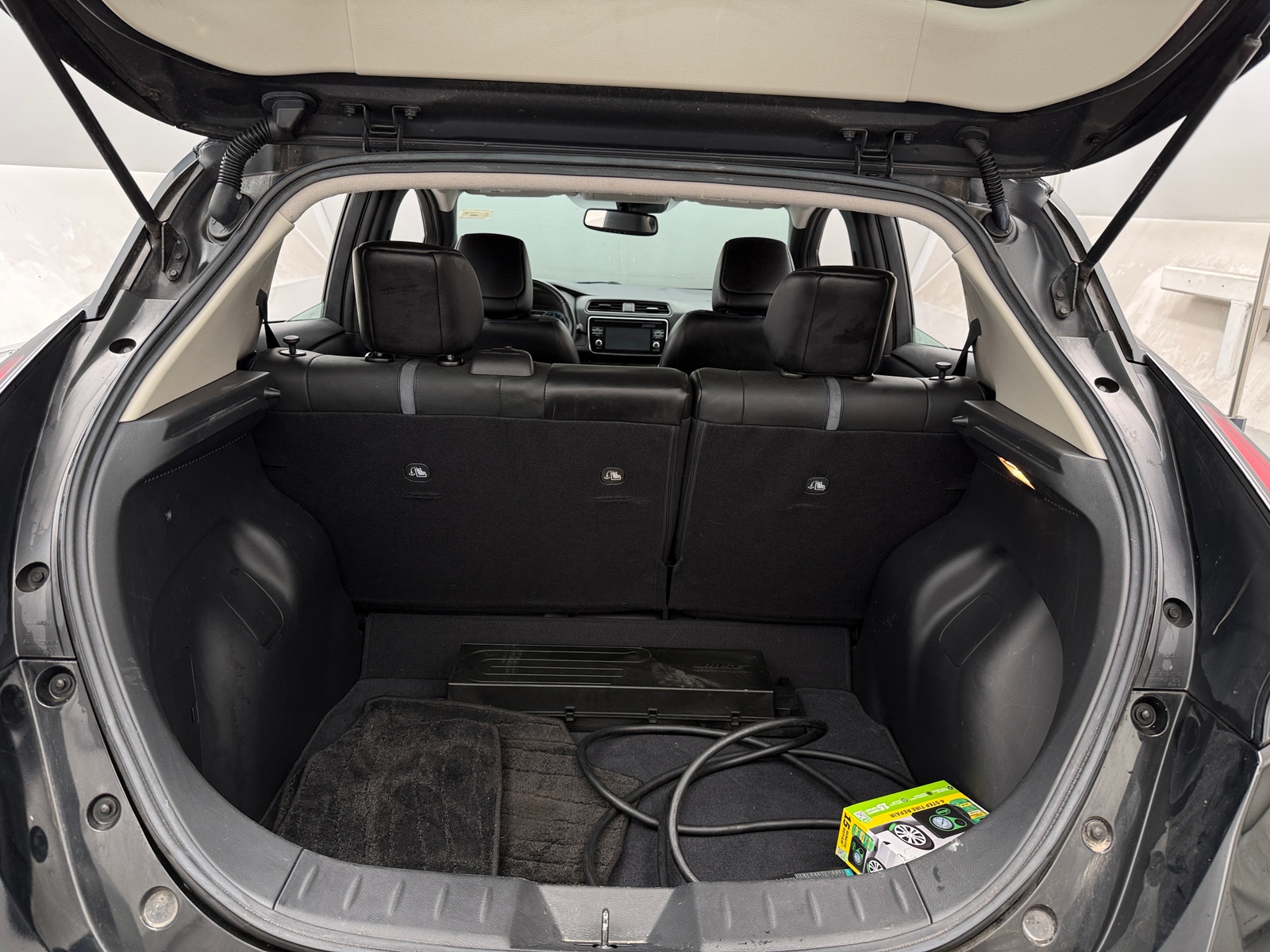 Thumbnail: 2018 Nissan Leaf - 6