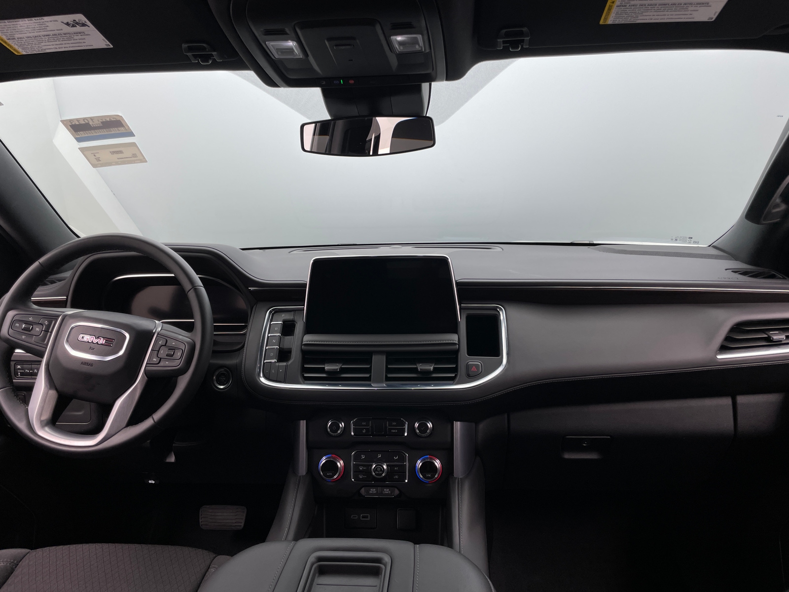 Thumbnail: 2024 GMC Yukon - 3