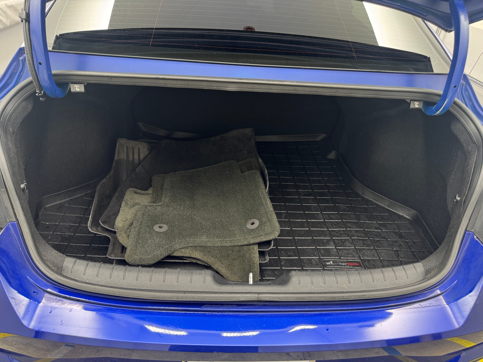 Thumbnail: 2023 Hyundai Elantra - 7