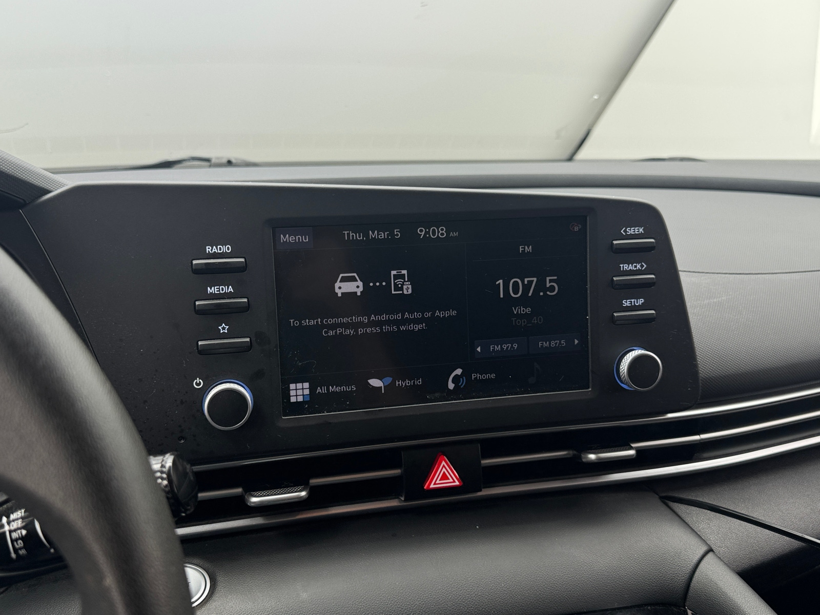 Thumbnail: 2023 Hyundai Elantra - 4