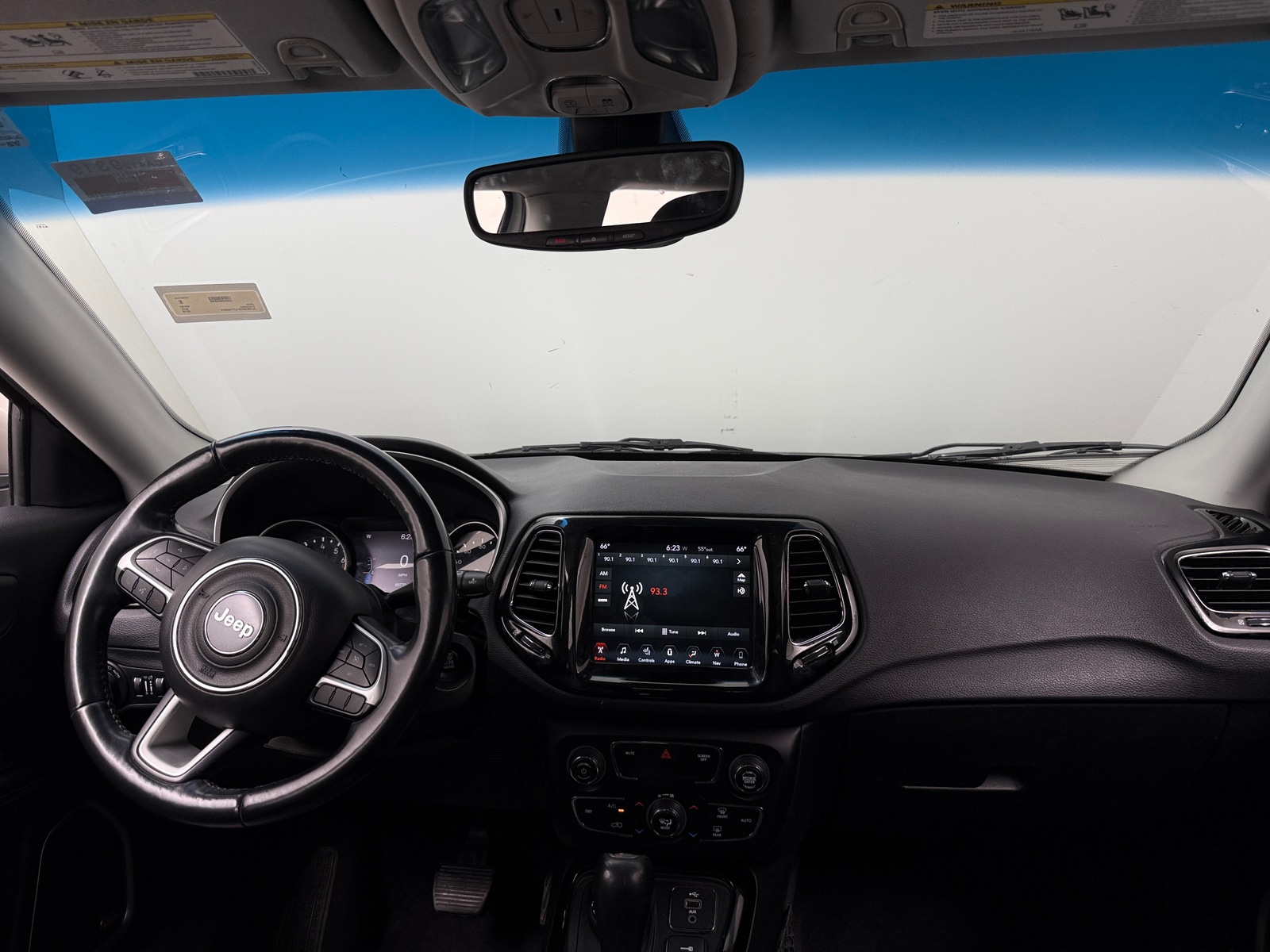 Thumbnail: 2018 Jeep Compass - 2