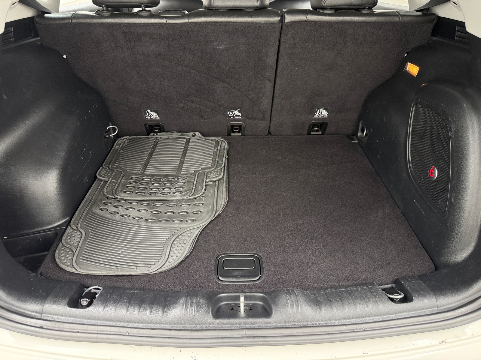 Thumbnail: 2018 Jeep Compass - 6