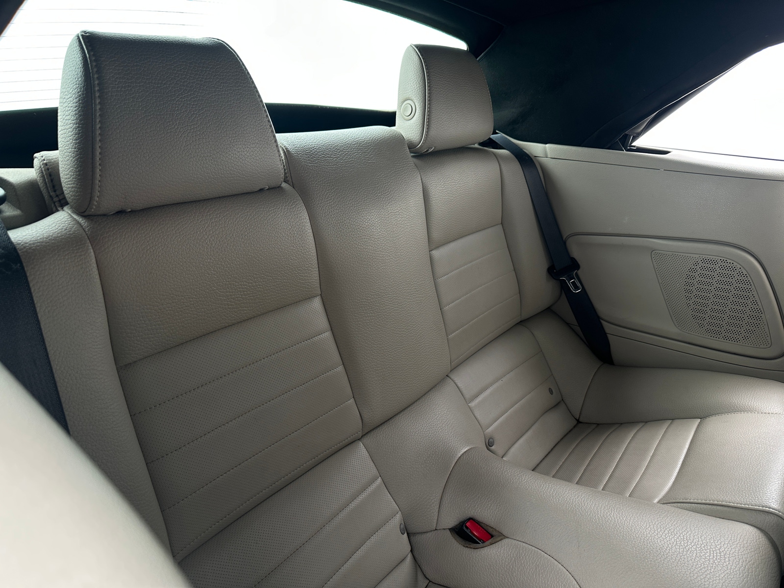 Thumbnail: 2011 Ford Mustang - 6