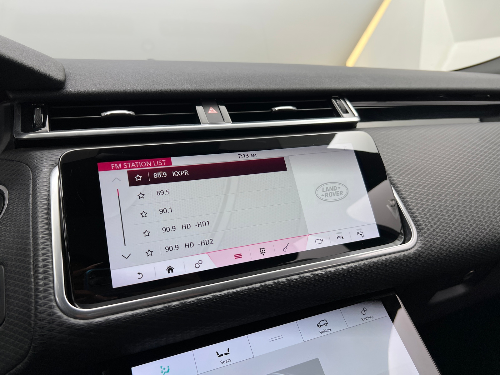 Thumbnail: 2019 Land Rover Range Rover Velar - 3