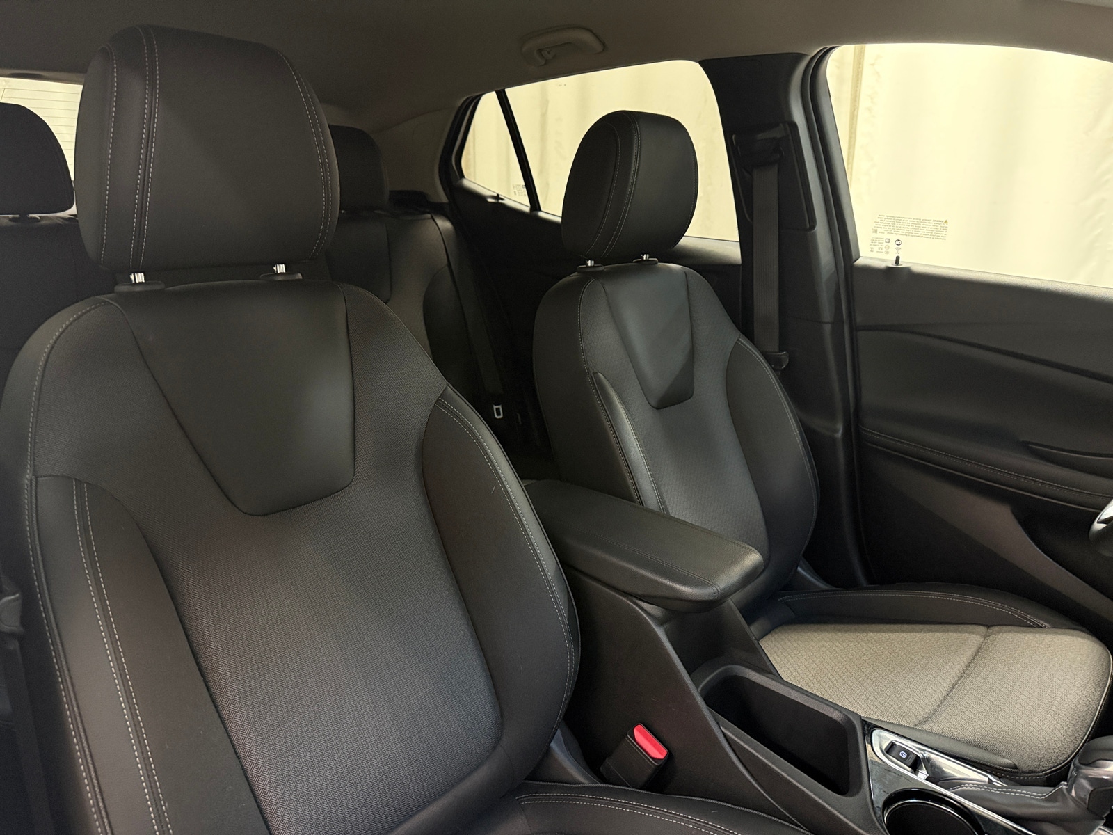 Thumbnail: 2025 Buick Encore GX - 2