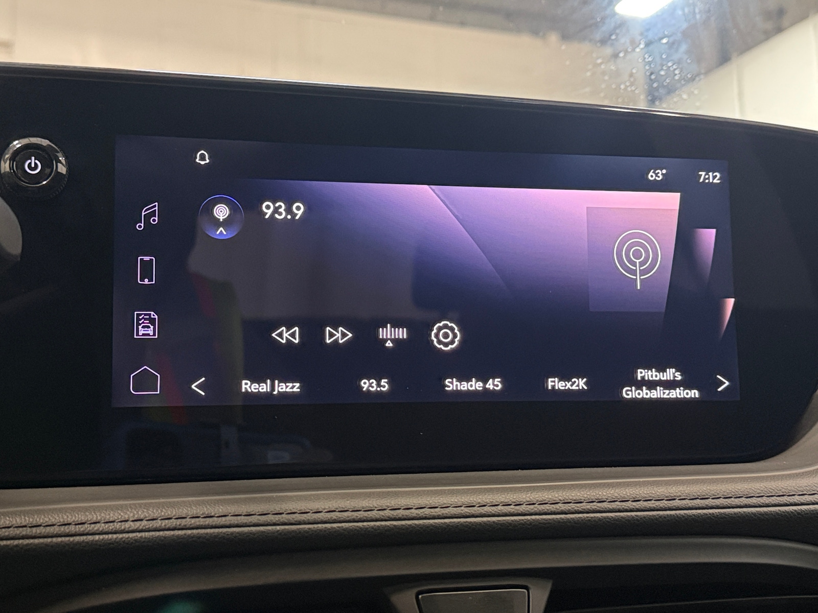 Thumbnail: 2025 Buick Encore GX - 4