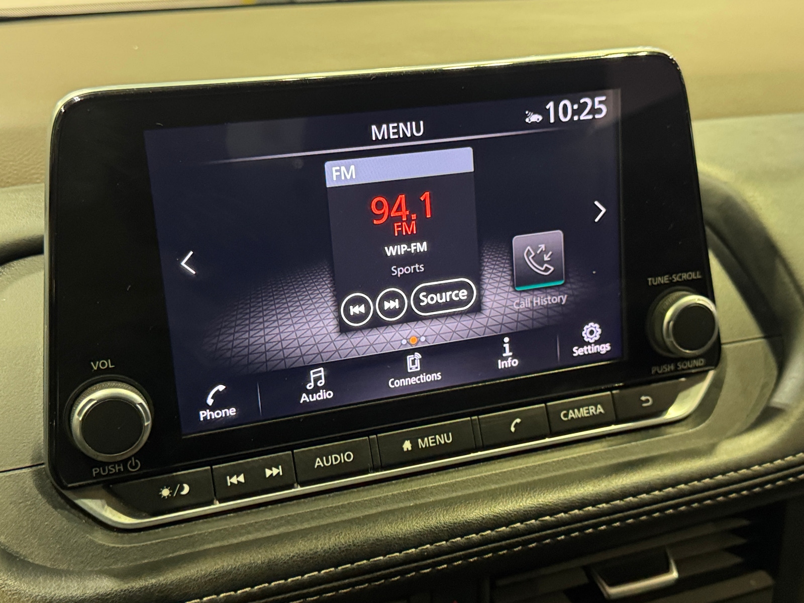 Thumbnail: 2023 Nissan Rogue - 4