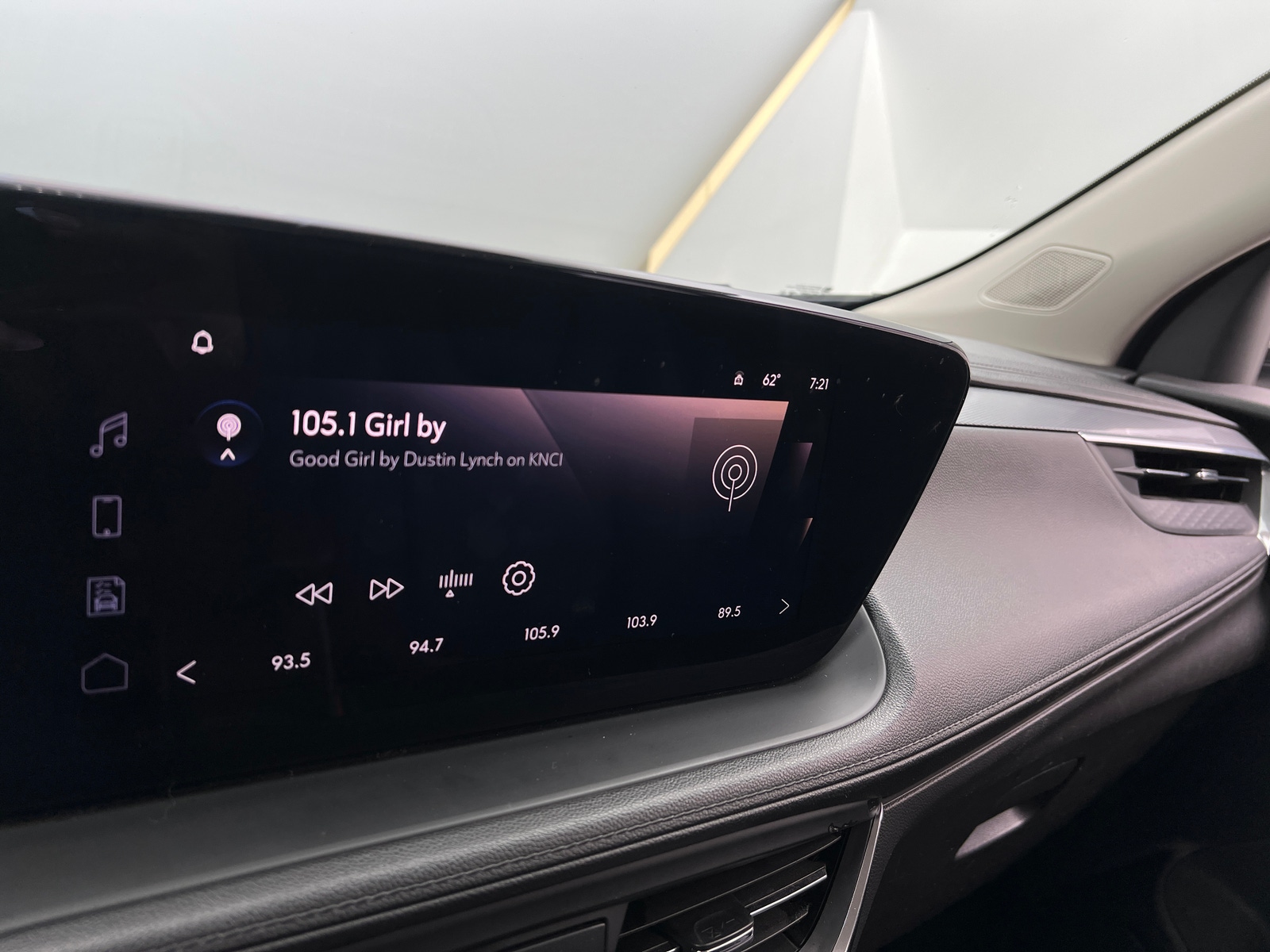 Thumbnail: 2024 Buick Encore GX - 3