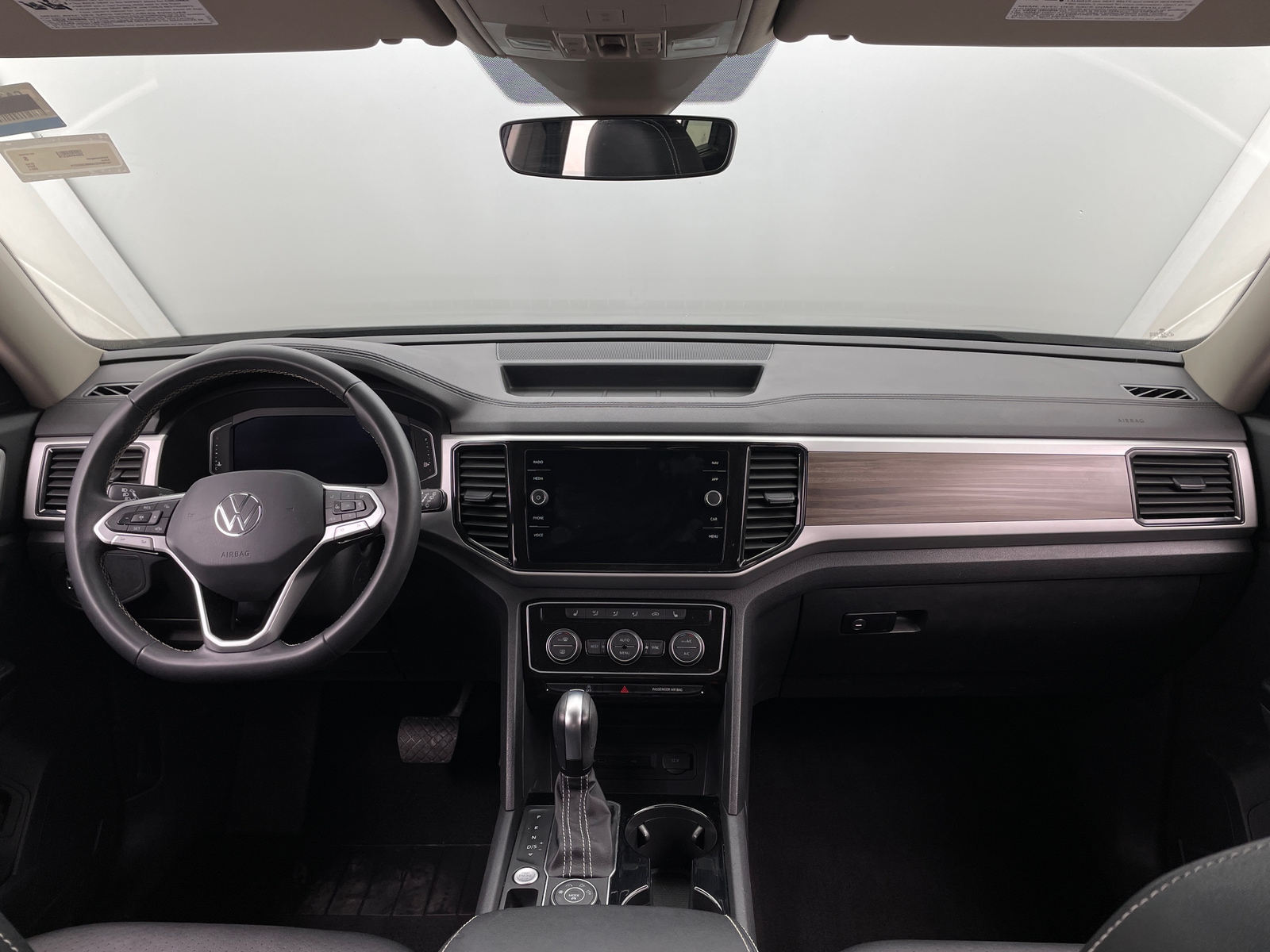 Thumbnail: 2021 Volkswagen Atlas - 2