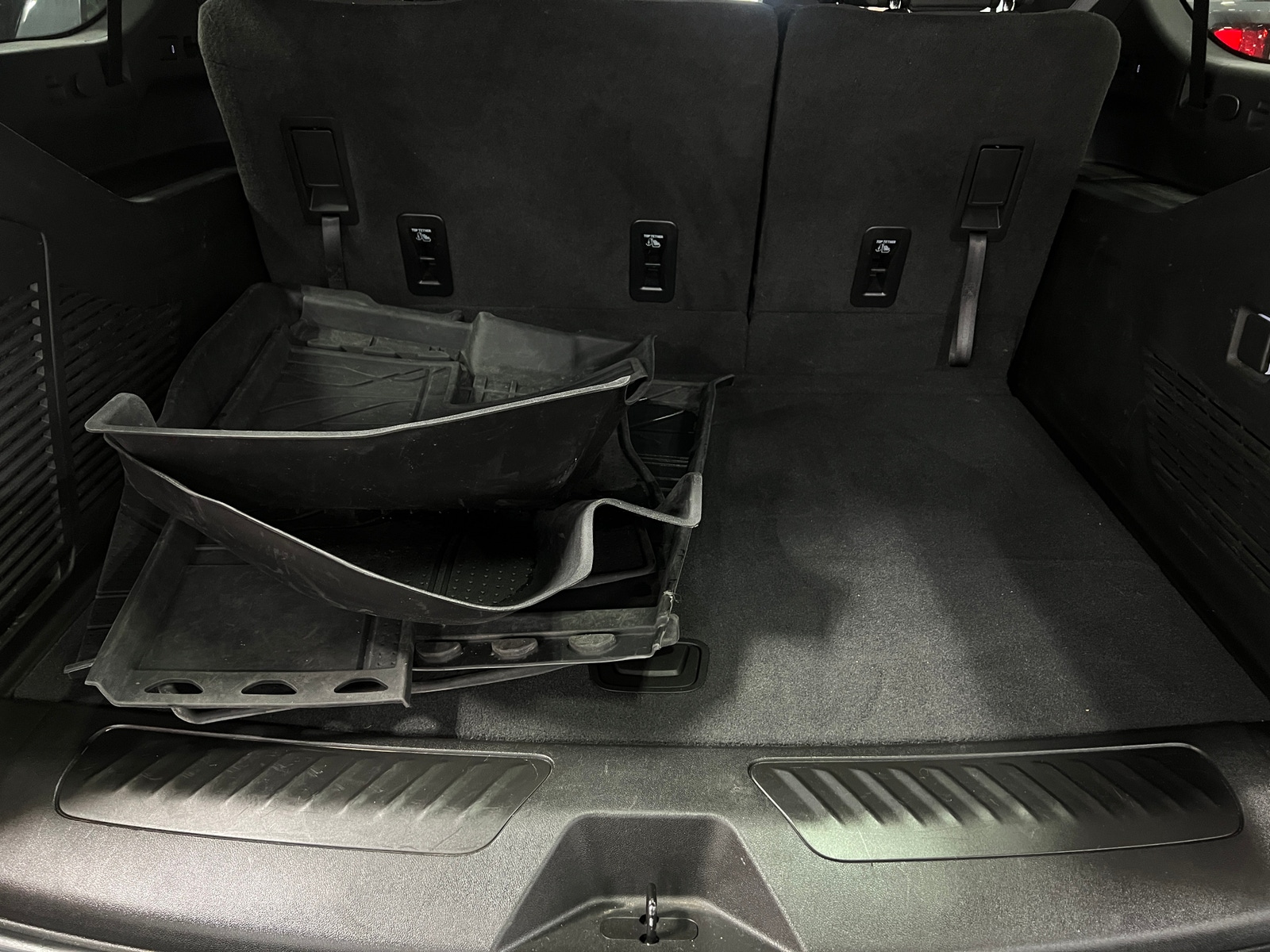 Thumbnail: 2024 Chevrolet Suburban - 7