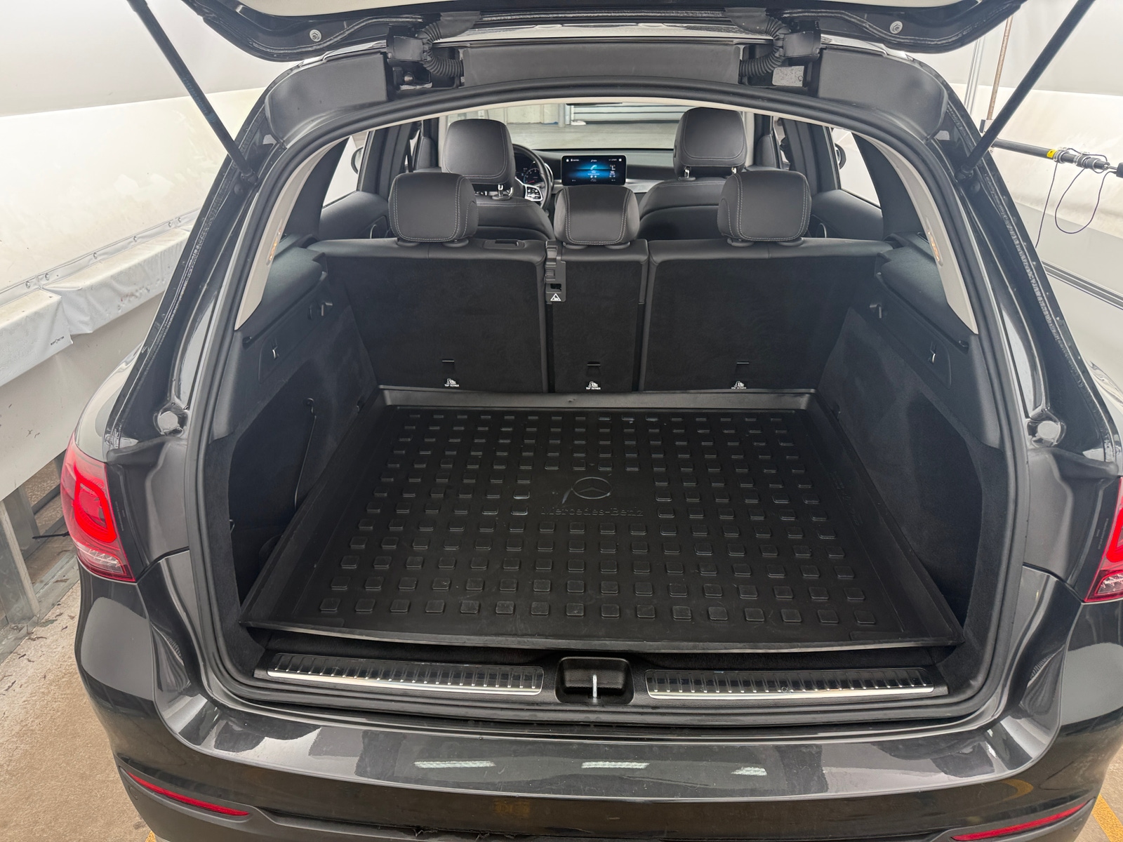 Thumbnail: 2021 Mercedes-Benz GLC - 6