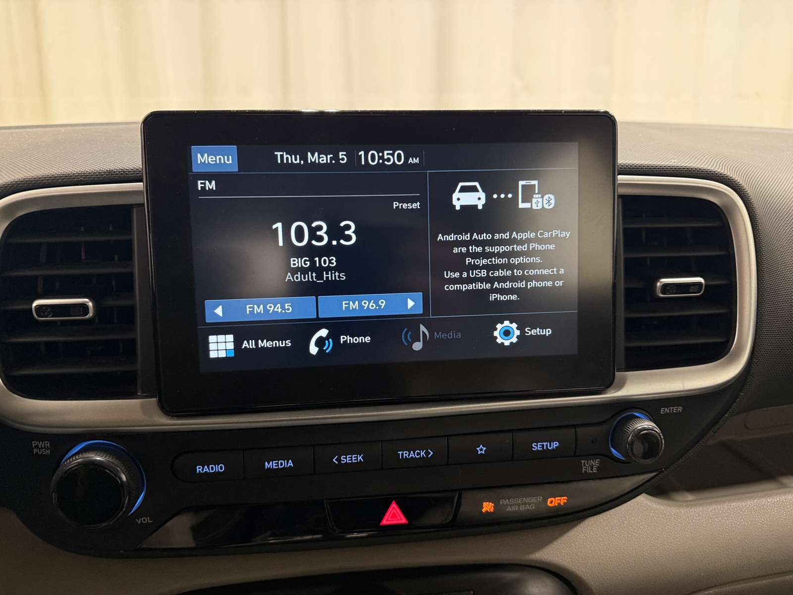 Thumbnail: 2020 Hyundai Venue - 4