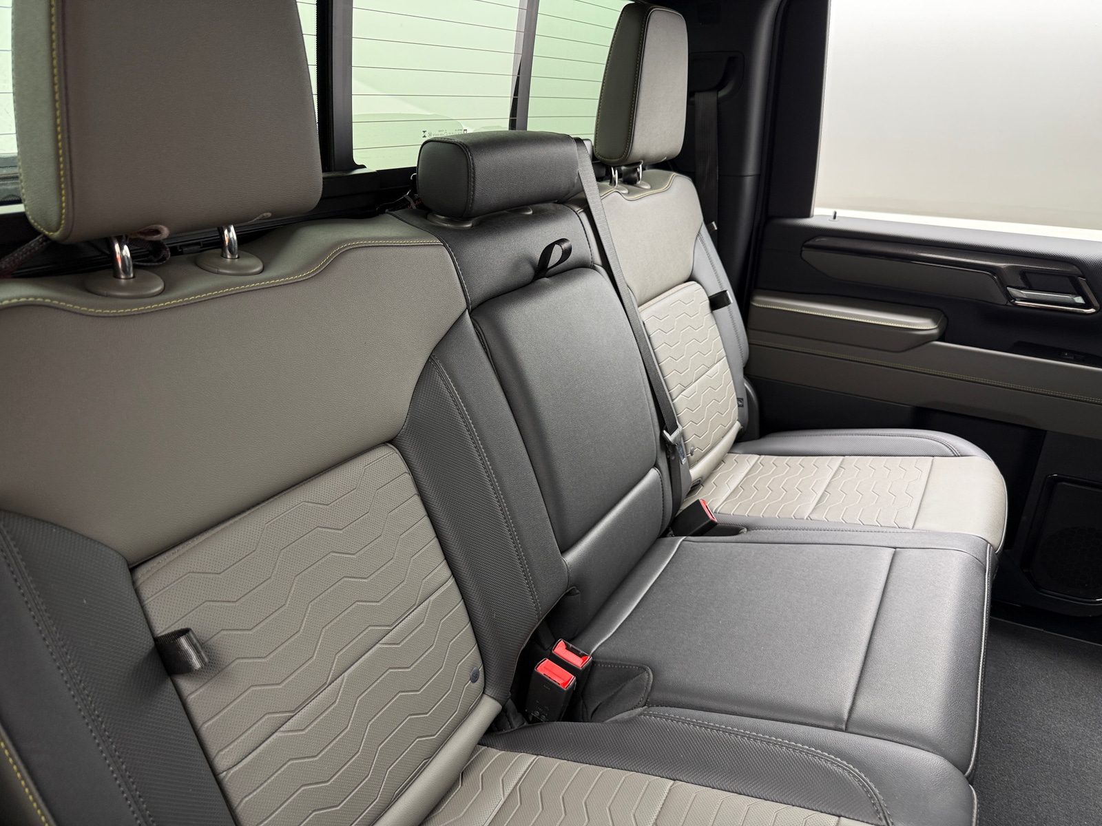 Thumbnail: 2025 Chevrolet Silverado 2500 - 5