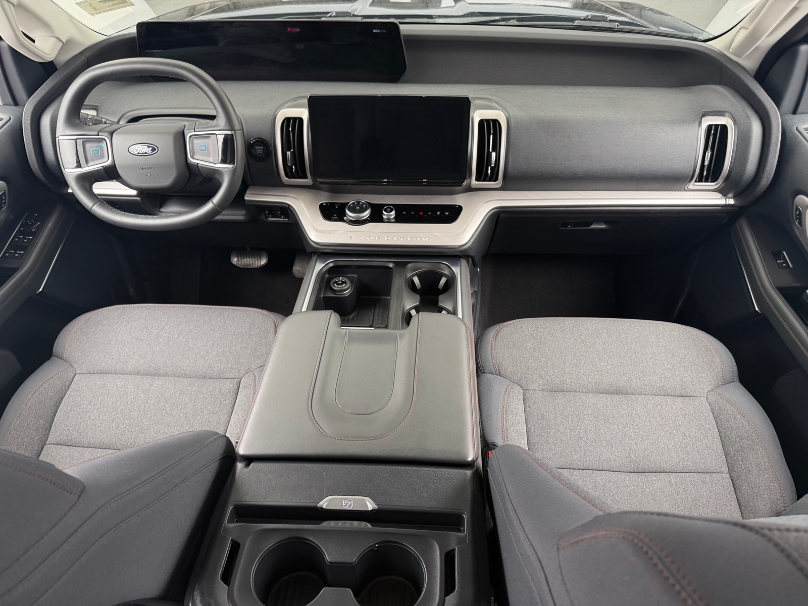 Thumbnail: 2025 Ford Expedition MAX - 3