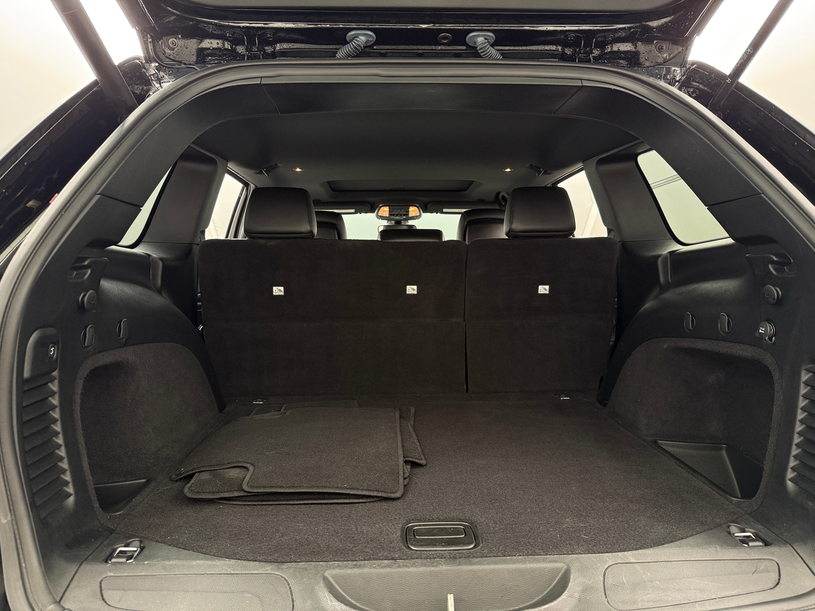 Thumbnail: 2020 Jeep Grand Cherokee - 7