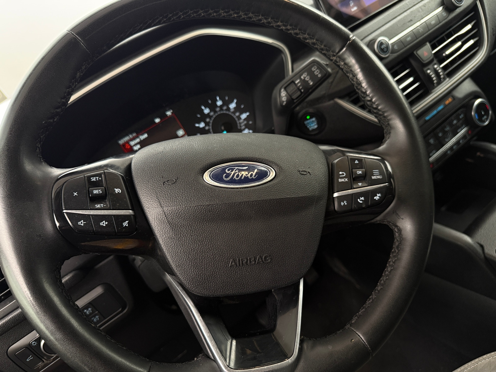 Thumbnail: 2022 Ford Escape - 5