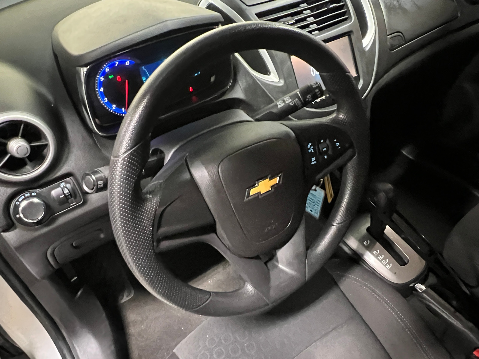 Thumbnail: 2016 Chevrolet Trax - 5