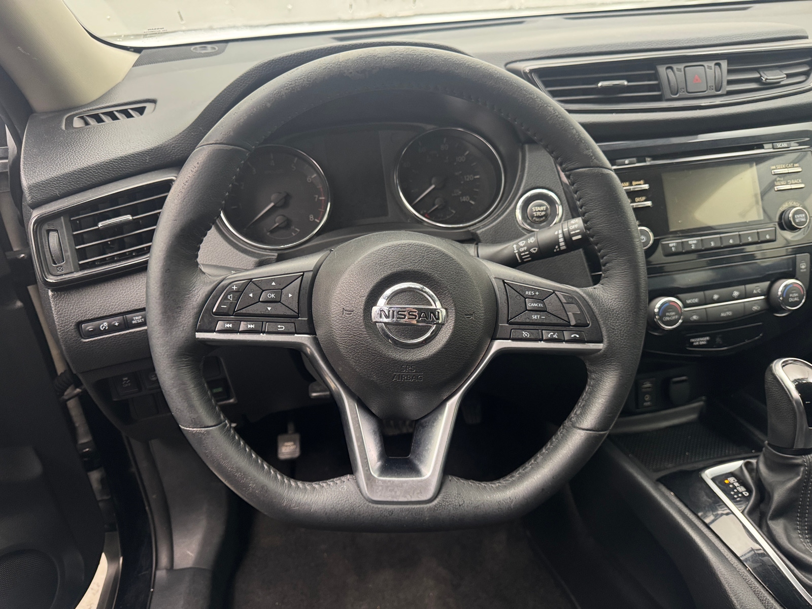 Thumbnail: 2017 Nissan Rogue - 5