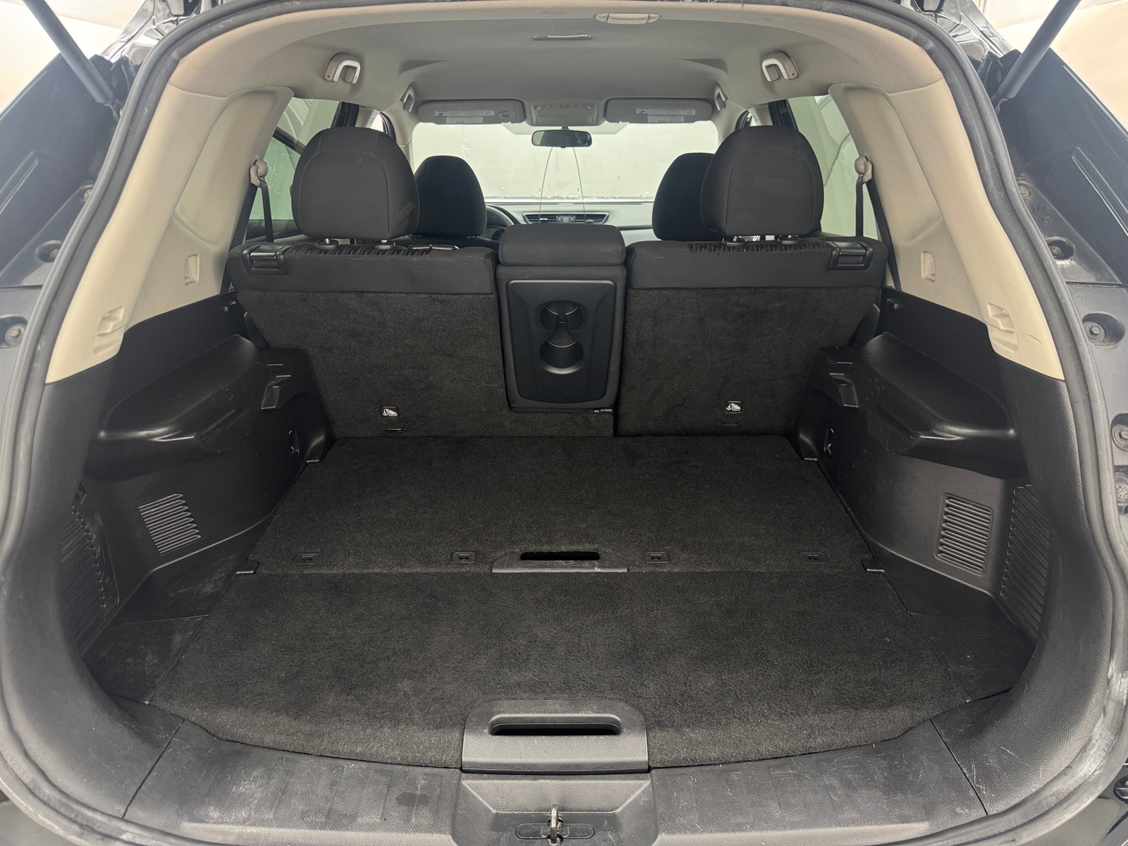 Thumbnail: 2017 Nissan Rogue - 7