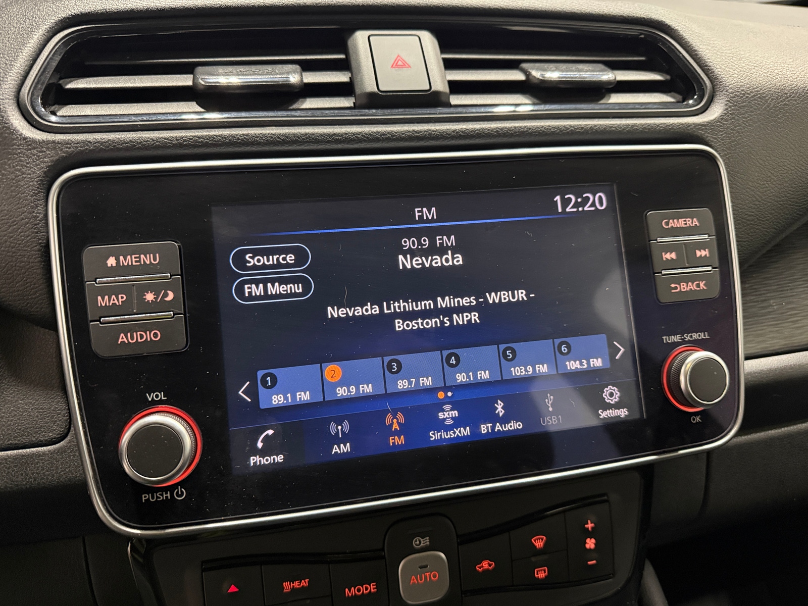 Thumbnail: 2023 Nissan Leaf - 4