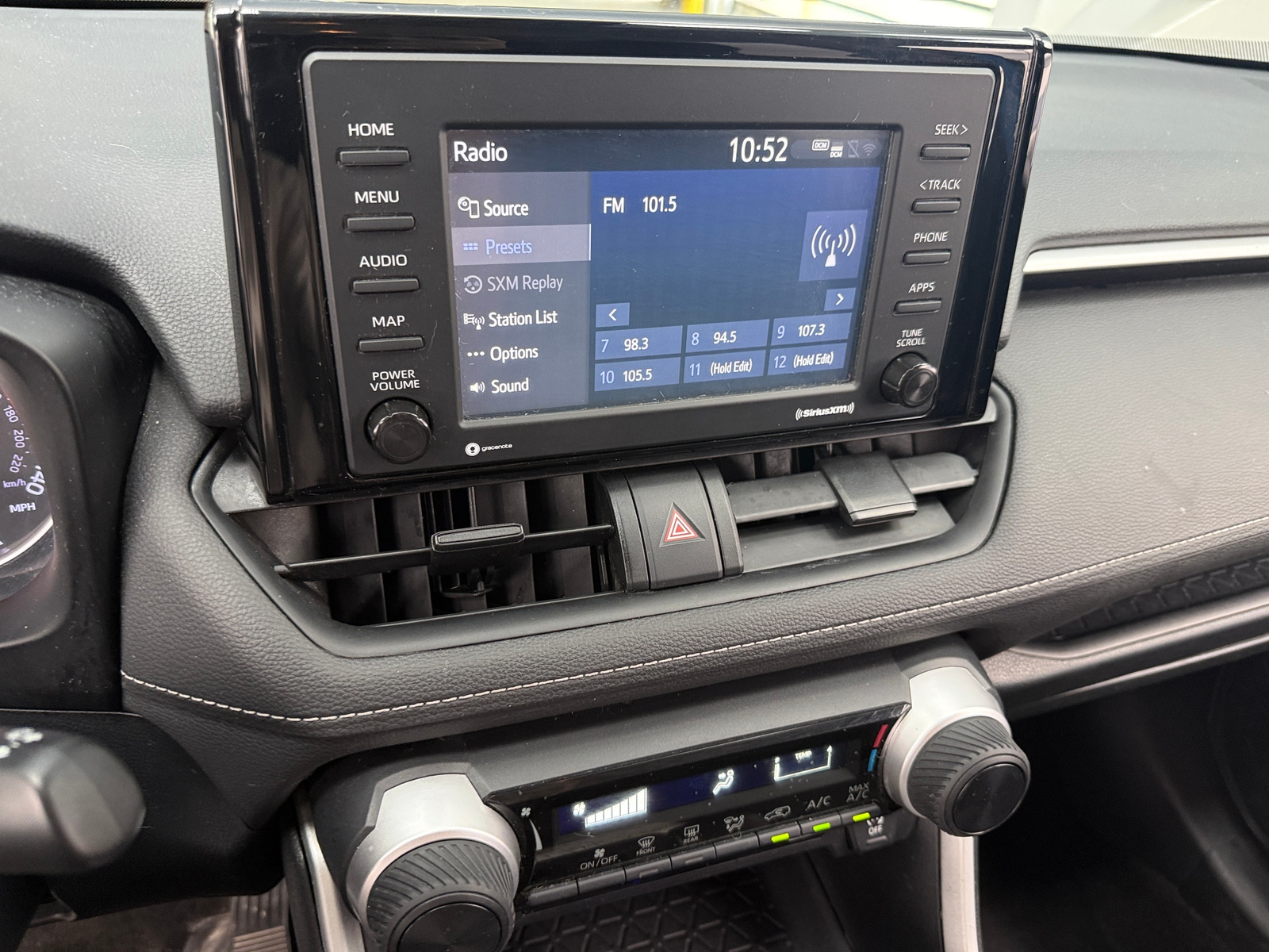 Thumbnail: 2020 Toyota RAV4 - 4