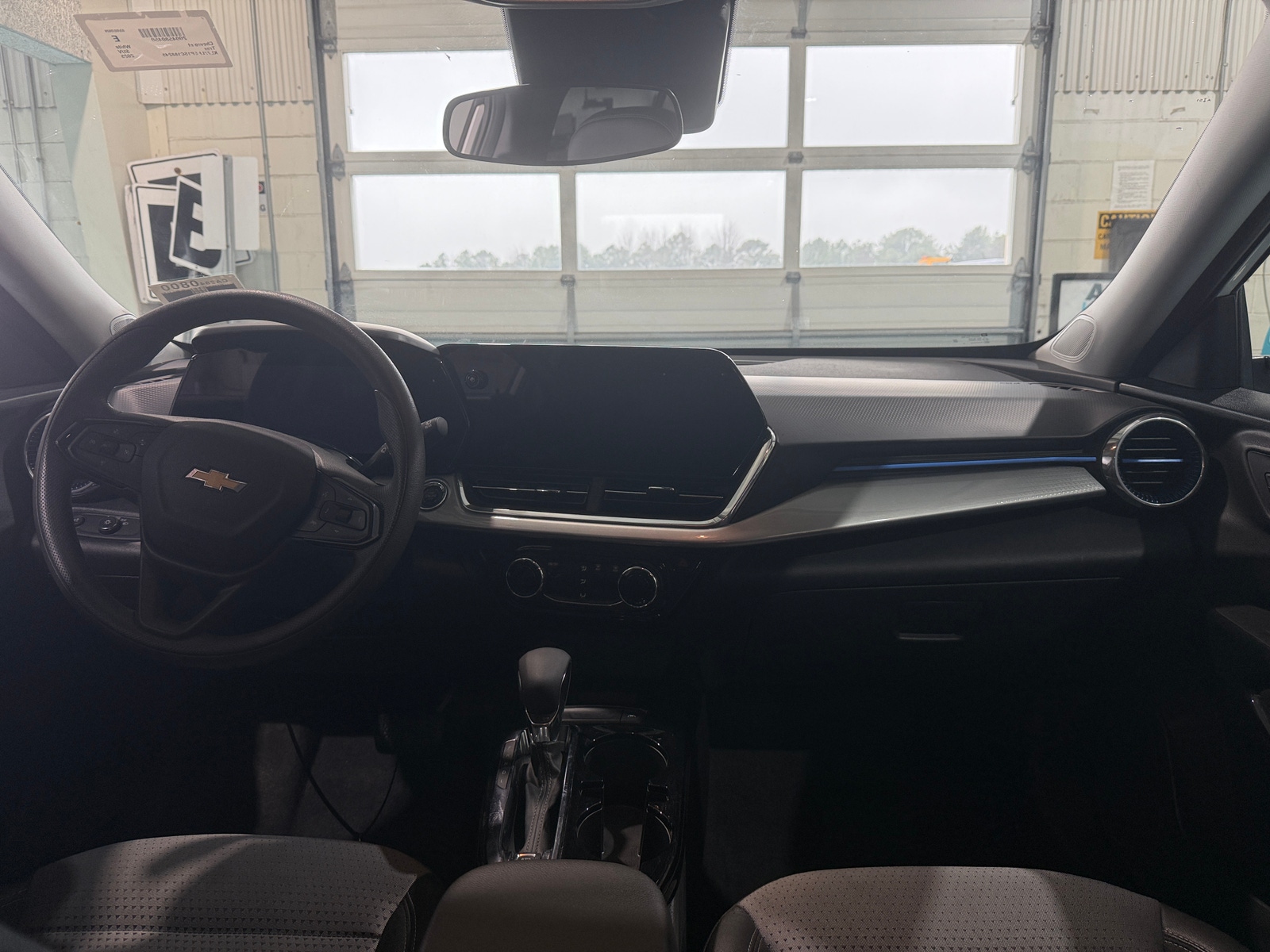 Thumbnail: 2025 Chevrolet Trax - 3