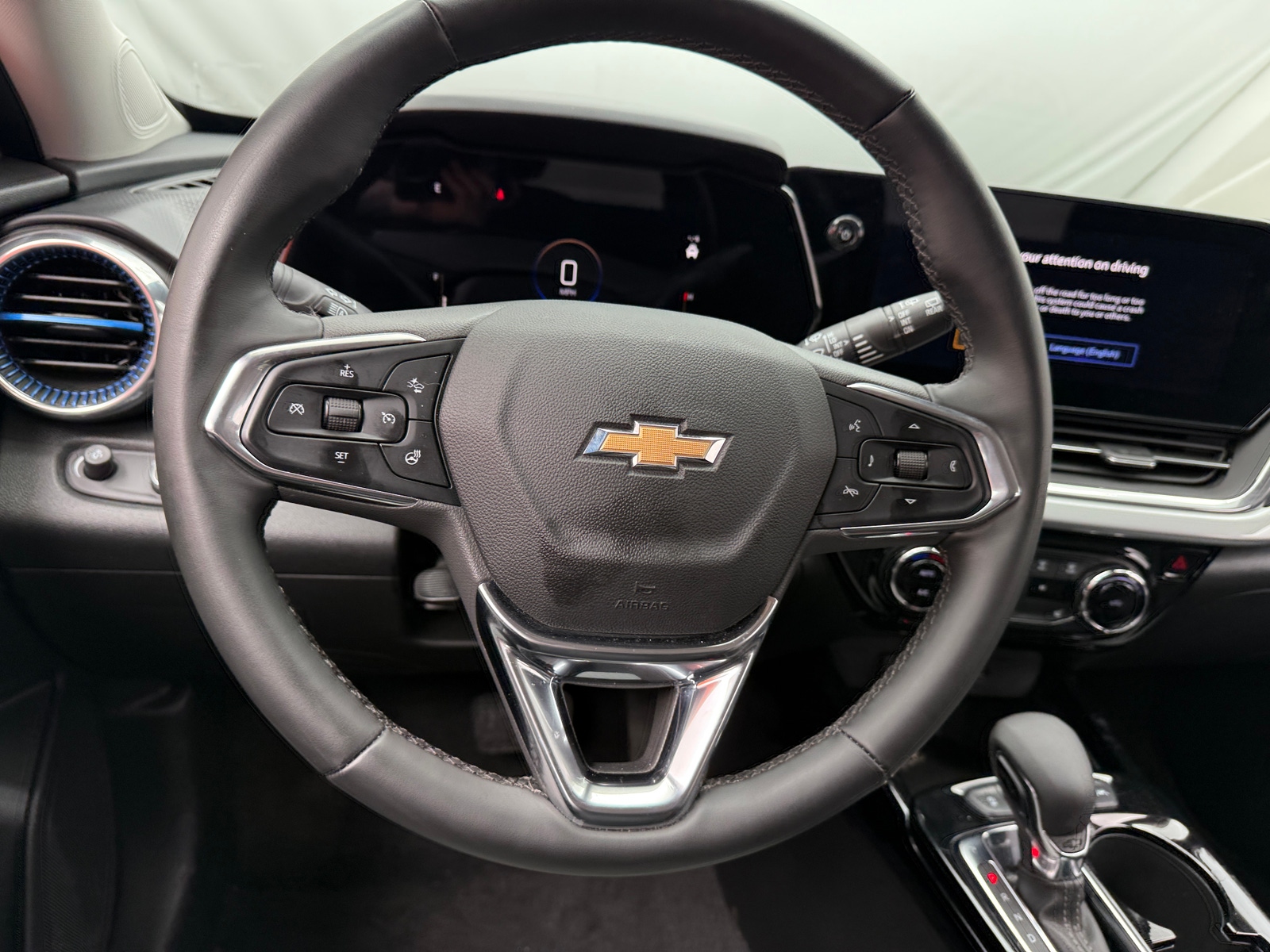 Thumbnail: 2025 Chevrolet Trax - 5