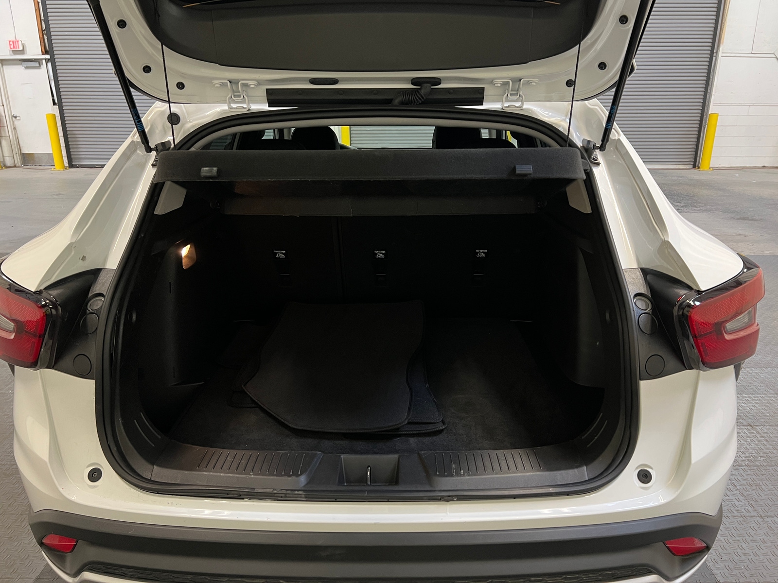 Thumbnail: 2025 Chevrolet Trax - 7