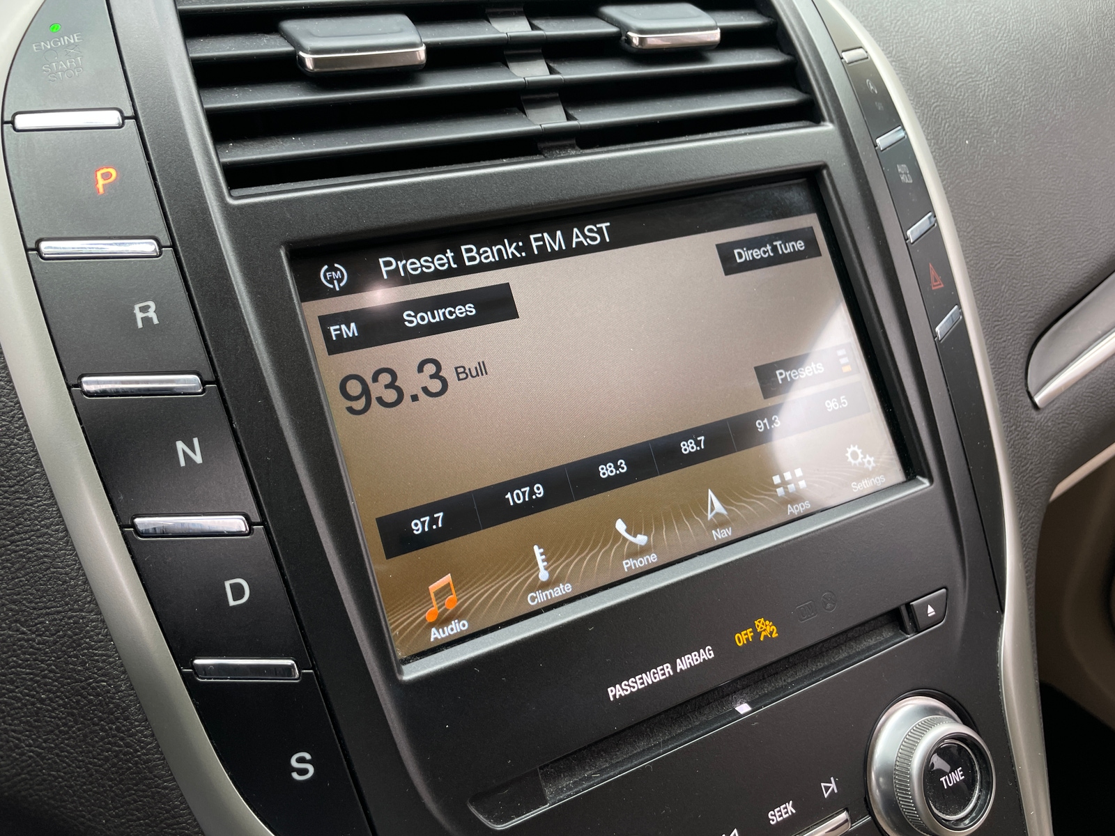 Thumbnail: 2019 Lincoln MKC - 3