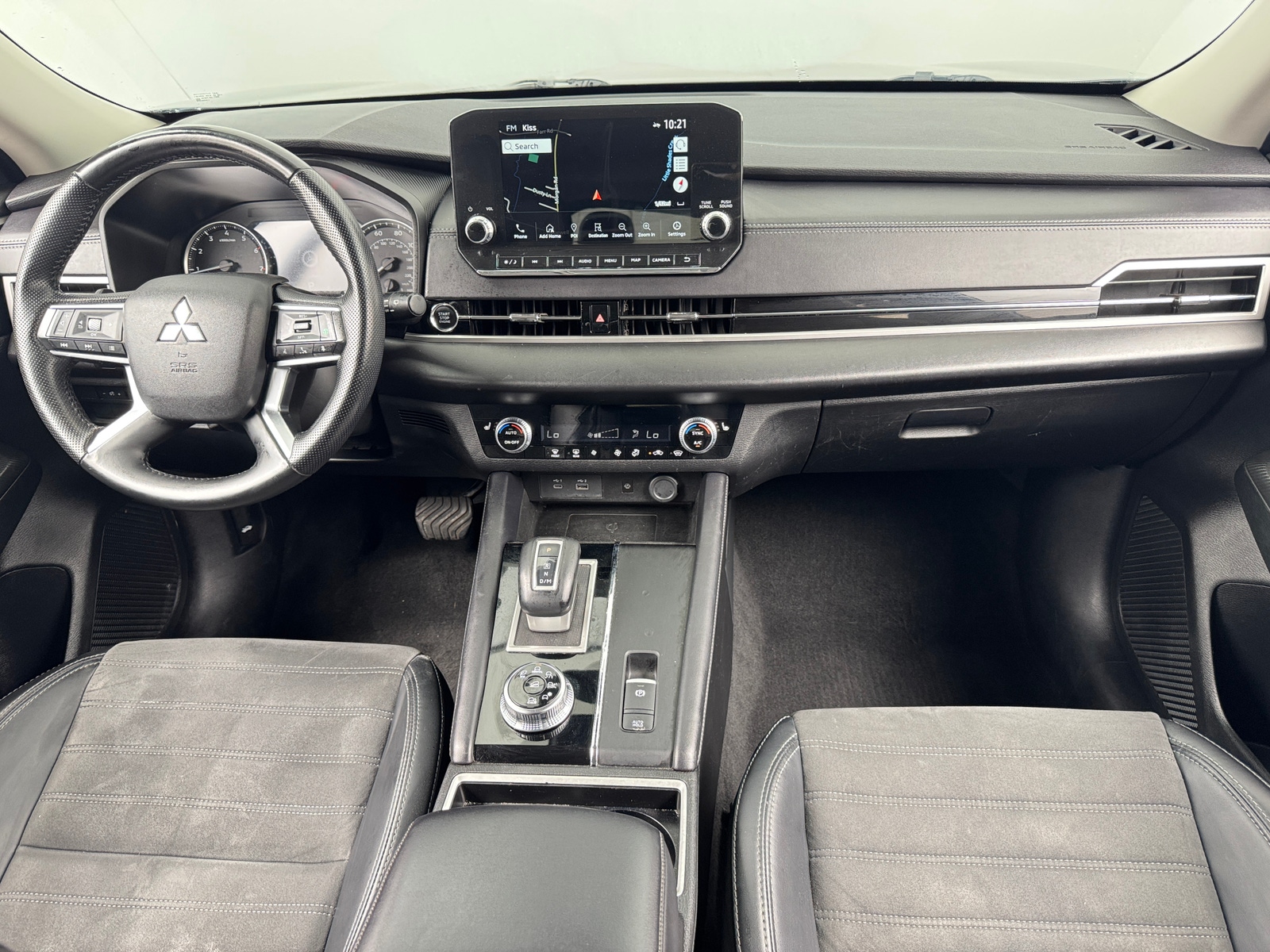 Thumbnail: 2024 Mitsubishi Outlander - 2