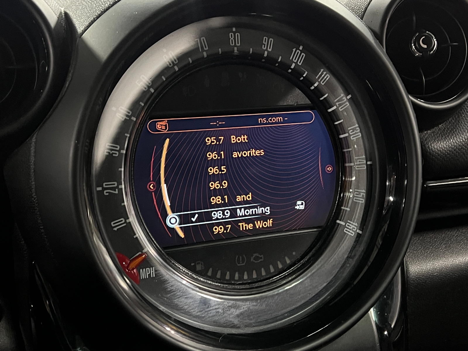 Thumbnail: 2016 MINI Cooper Countryman - 3