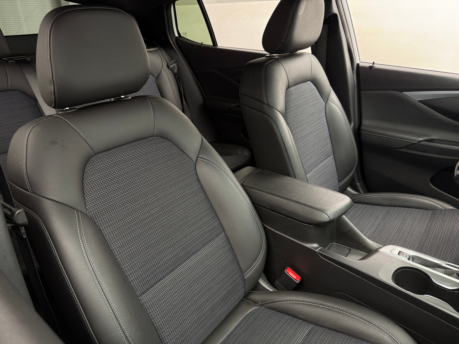 Thumbnail: 2025 Buick Envista - 2