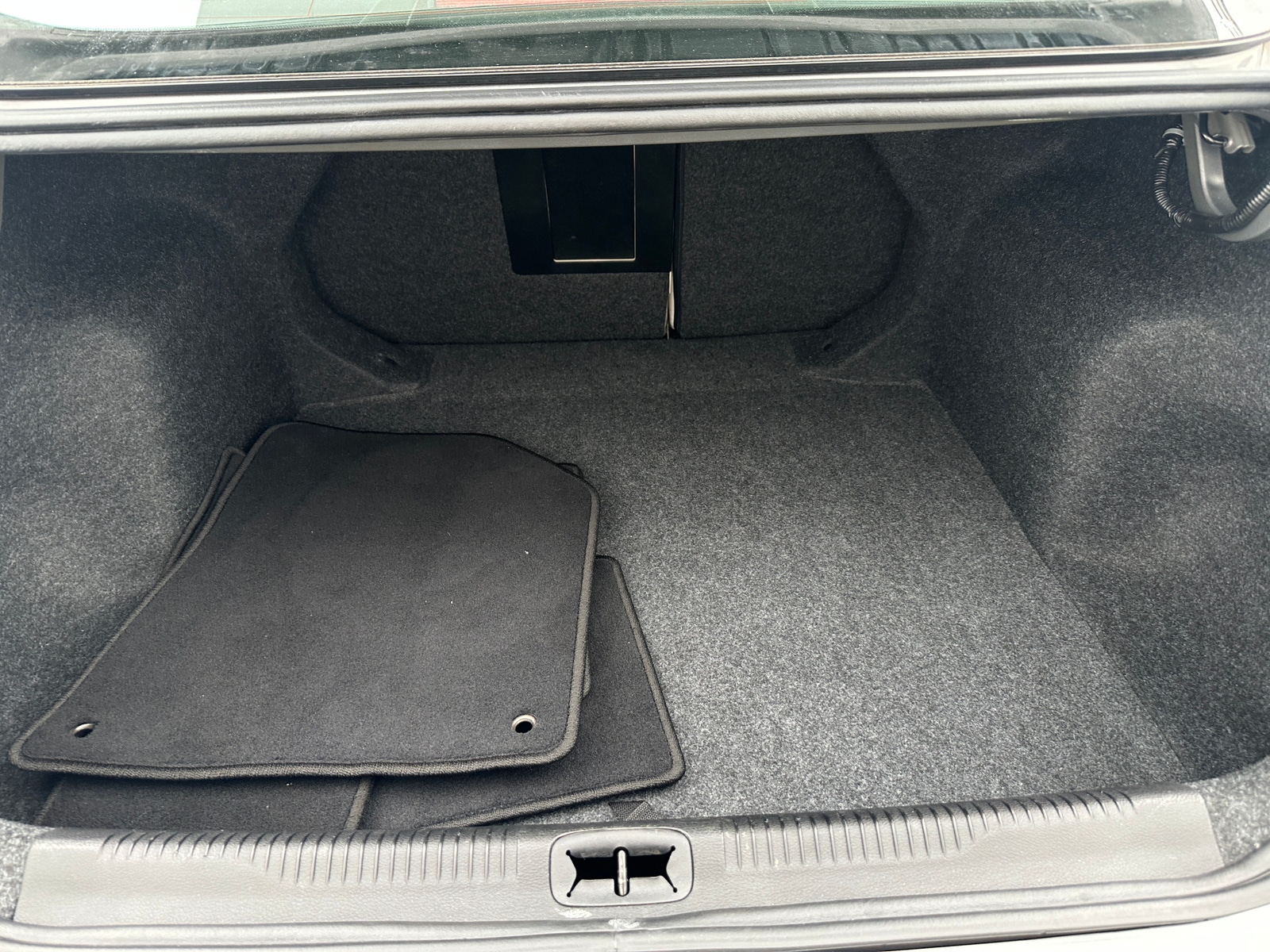 Thumbnail: 2017 Chrysler 200 - 6