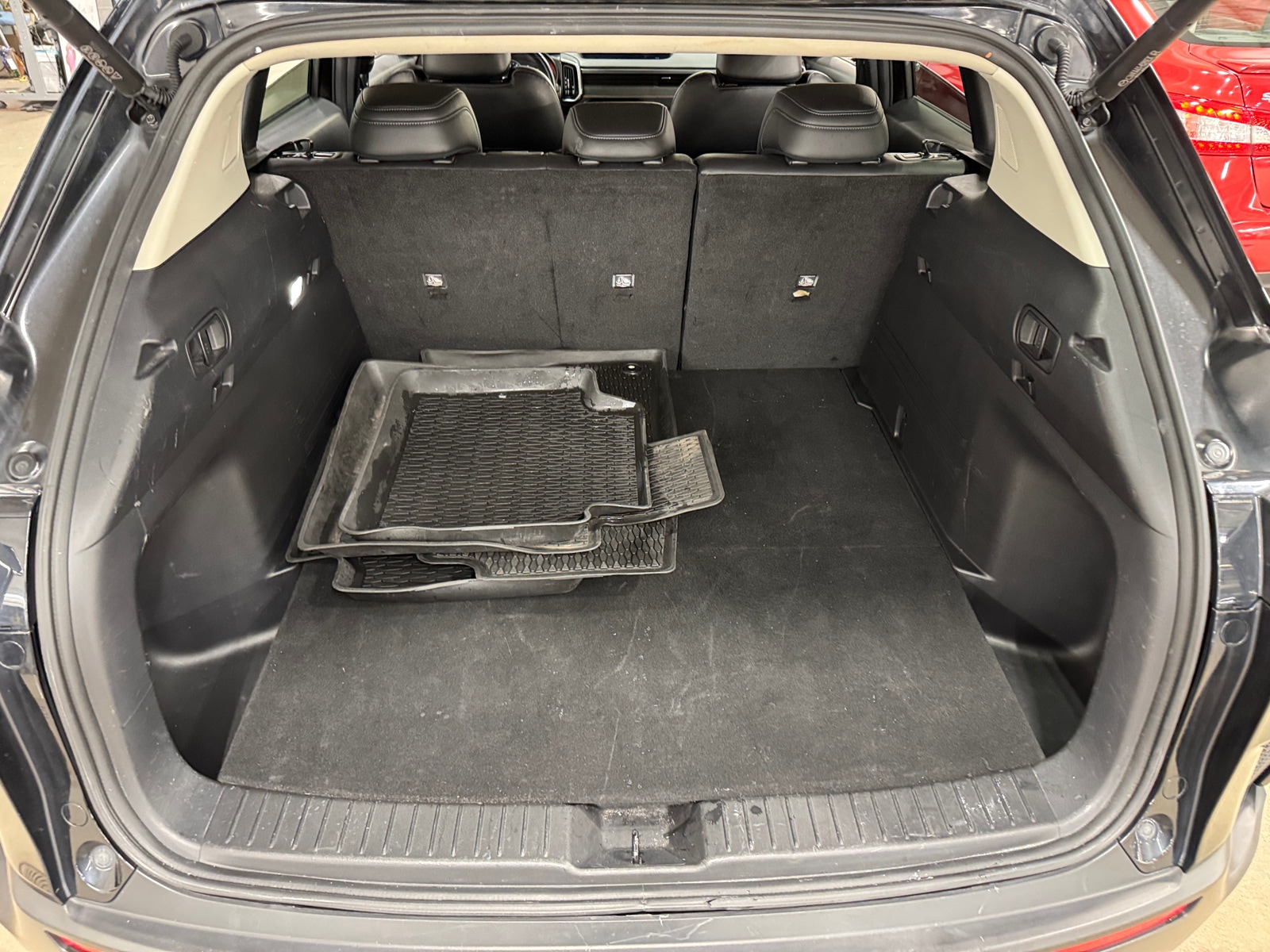 Thumbnail: 2023 Mazda CX-50 - 6