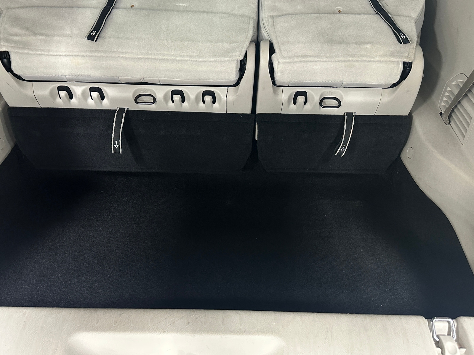 Thumbnail: 2021 Chrysler Pacifica - 6