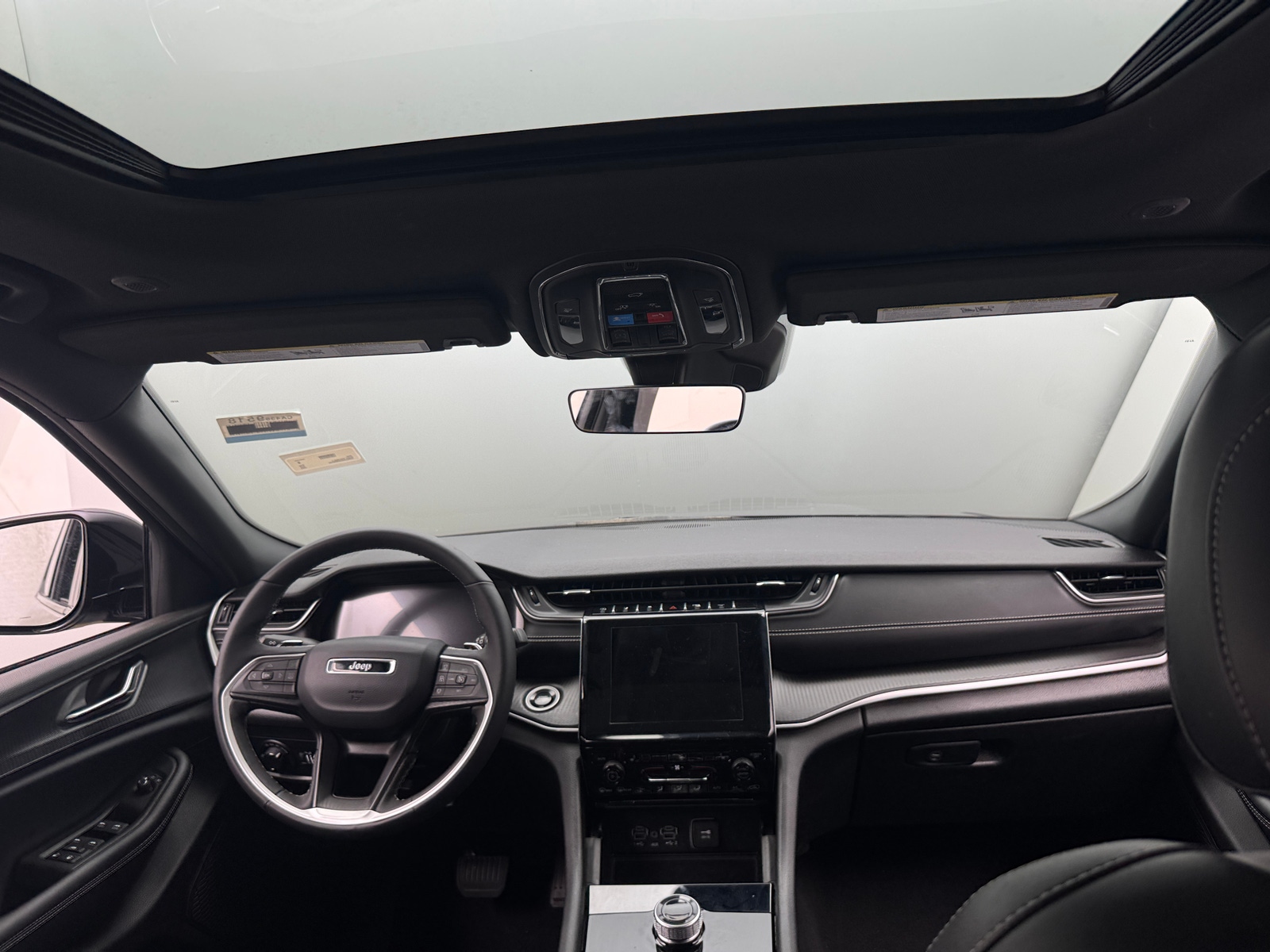 Thumbnail: 2025 Jeep Grand Cherokee L - 2