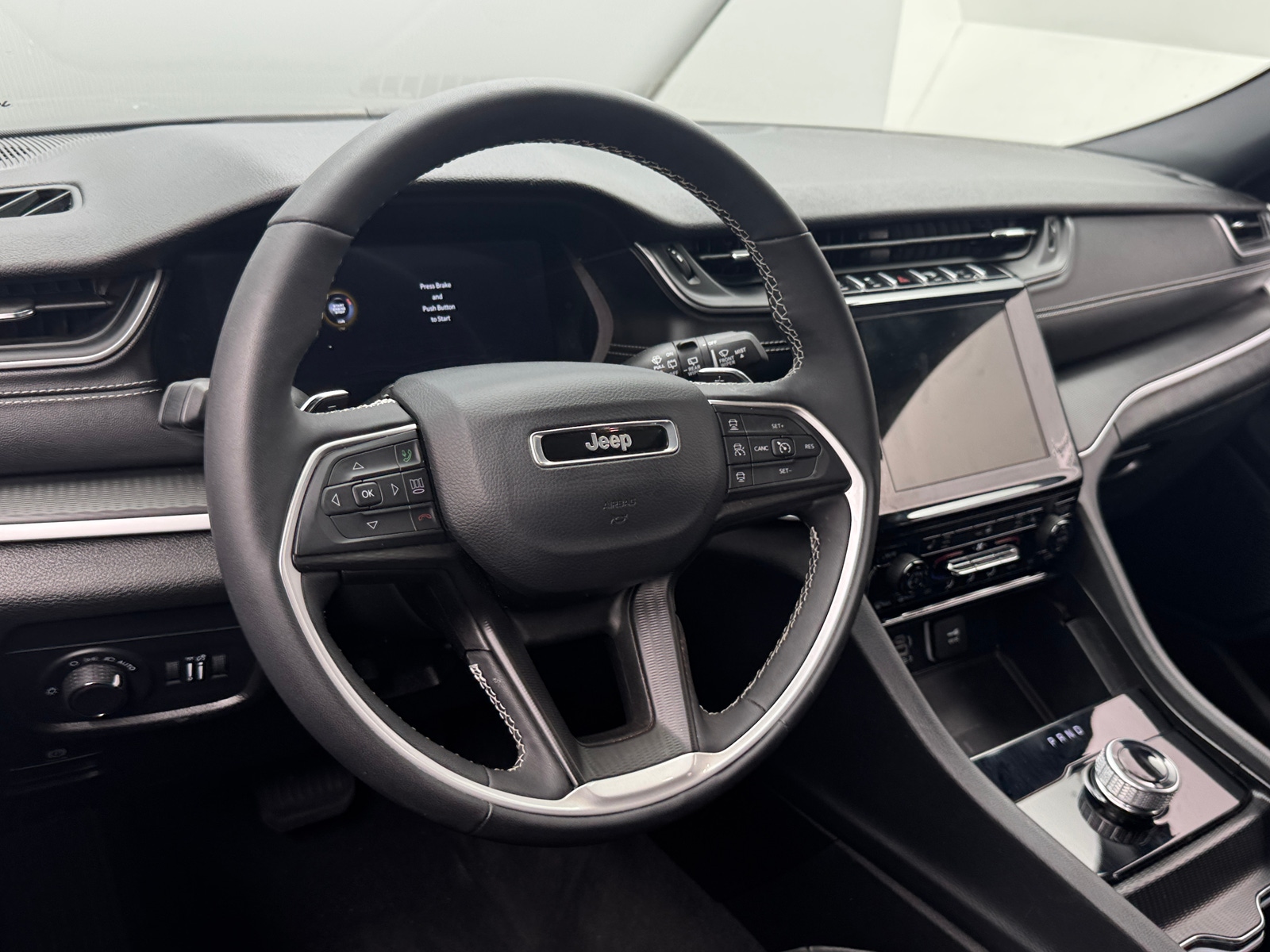 Thumbnail: 2025 Jeep Grand Cherokee L - 4