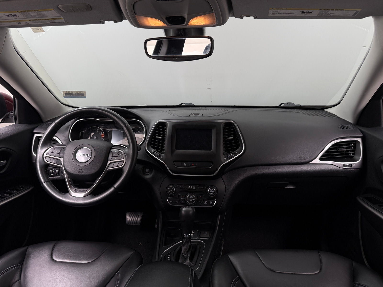 Thumbnail: 2019 Jeep Cherokee - 3