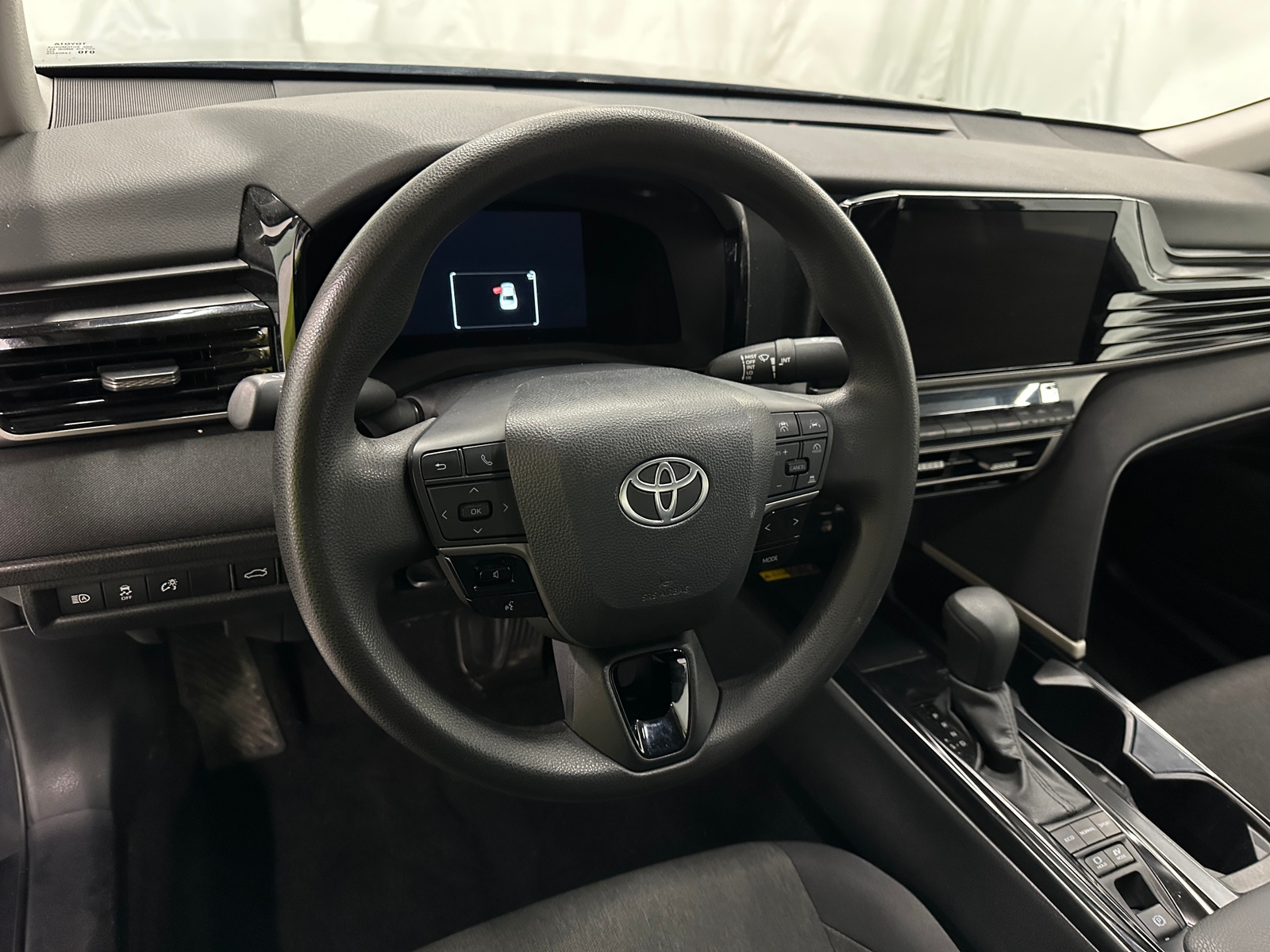 Thumbnail: 2025 Toyota Camry - 5