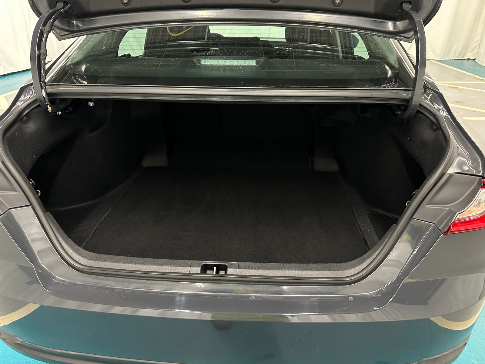 Thumbnail: 2025 Toyota Camry - 7